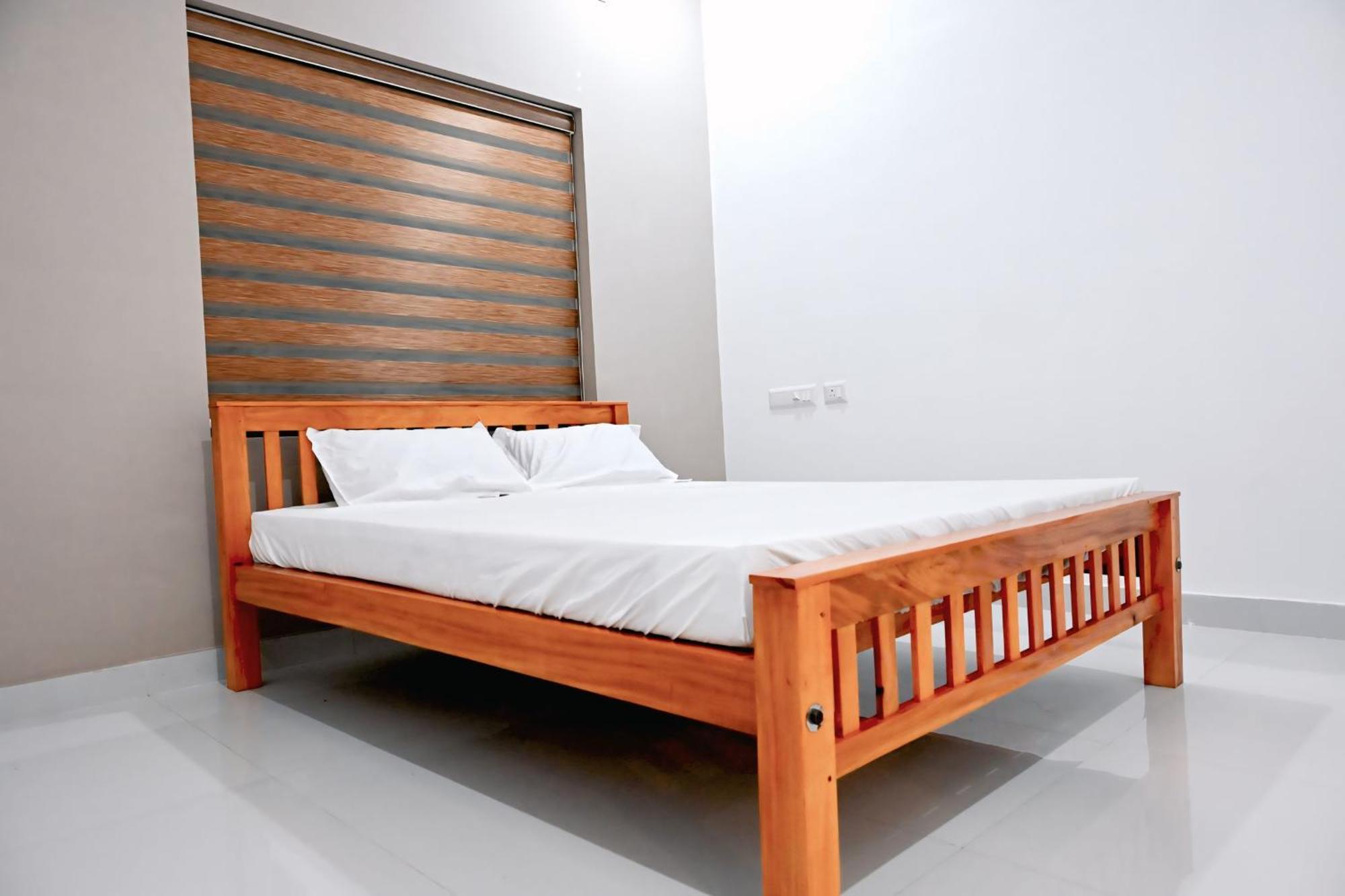 Elamkulam Penthouse - 3Bhk Ac With Kitchen - Kochi Apartment Chottanikara Екстериор снимка